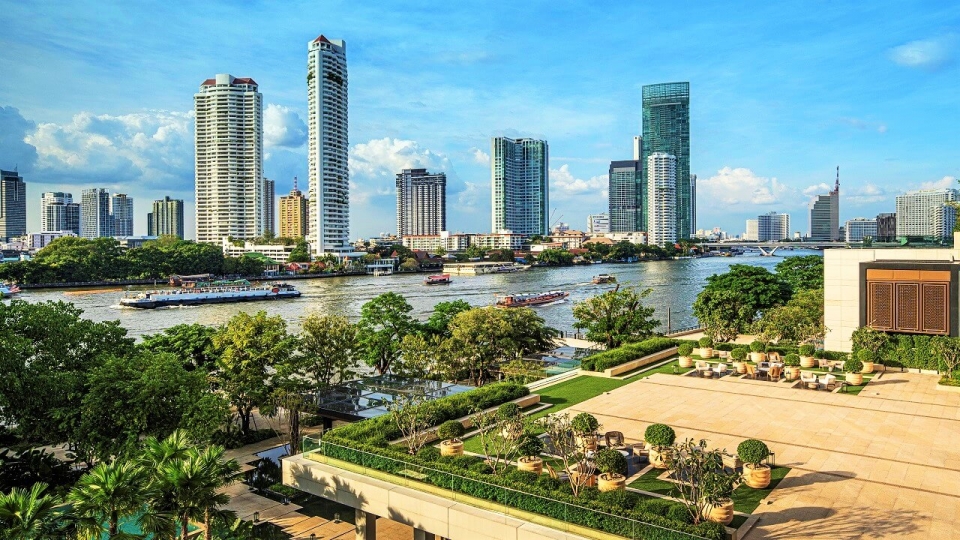 Four_Seasons_Bangkok_Thailand_Yoyotravel_Ballroom_Terrace