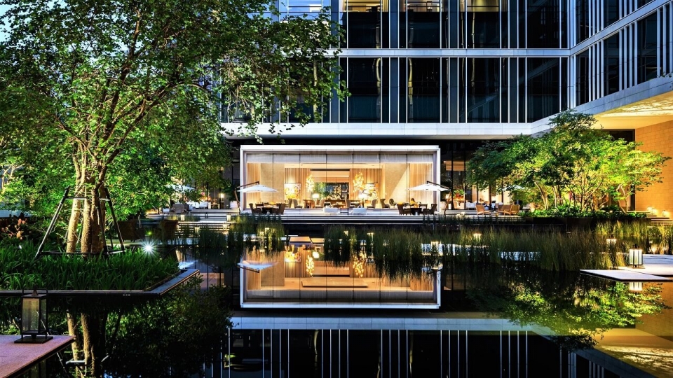 Four_Seasons_Bangkok_Thailand_Yoyotravel_Exterior