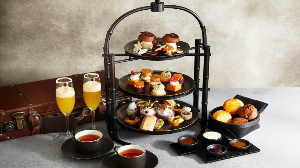 Aman_Tokyo_Japan_Yoyotravel_The_Lounge_Afternoon_Tea