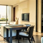 Four_Seasons_Bangkok_Thailand_Yoyotravel_Four_Seasons_Executive_Suite_1