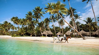 COMO_Laucala_Fiji_Yoyotravel_Activity_Horseback_Riding